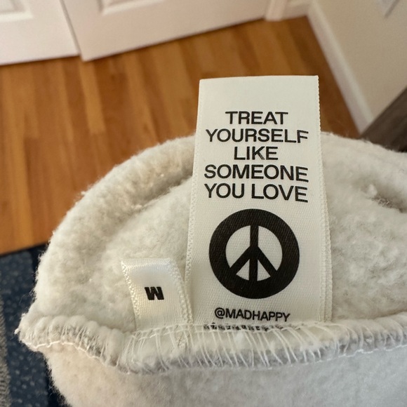 NWOT Madhappy Lakers Crewneck - Picture 4 of 6